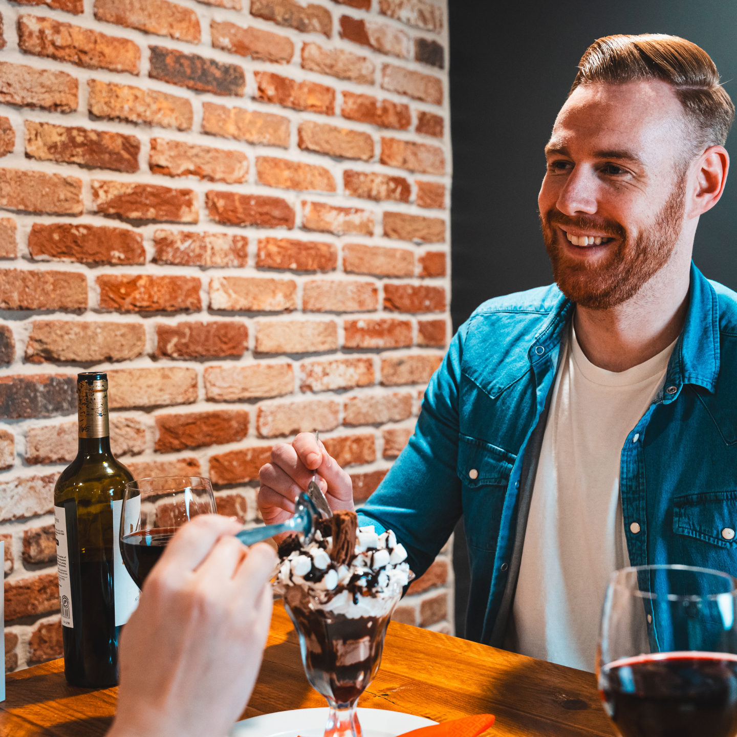 Valentine’s Weekend Dining & Treat Menu at The Hollow Tree in Bristol